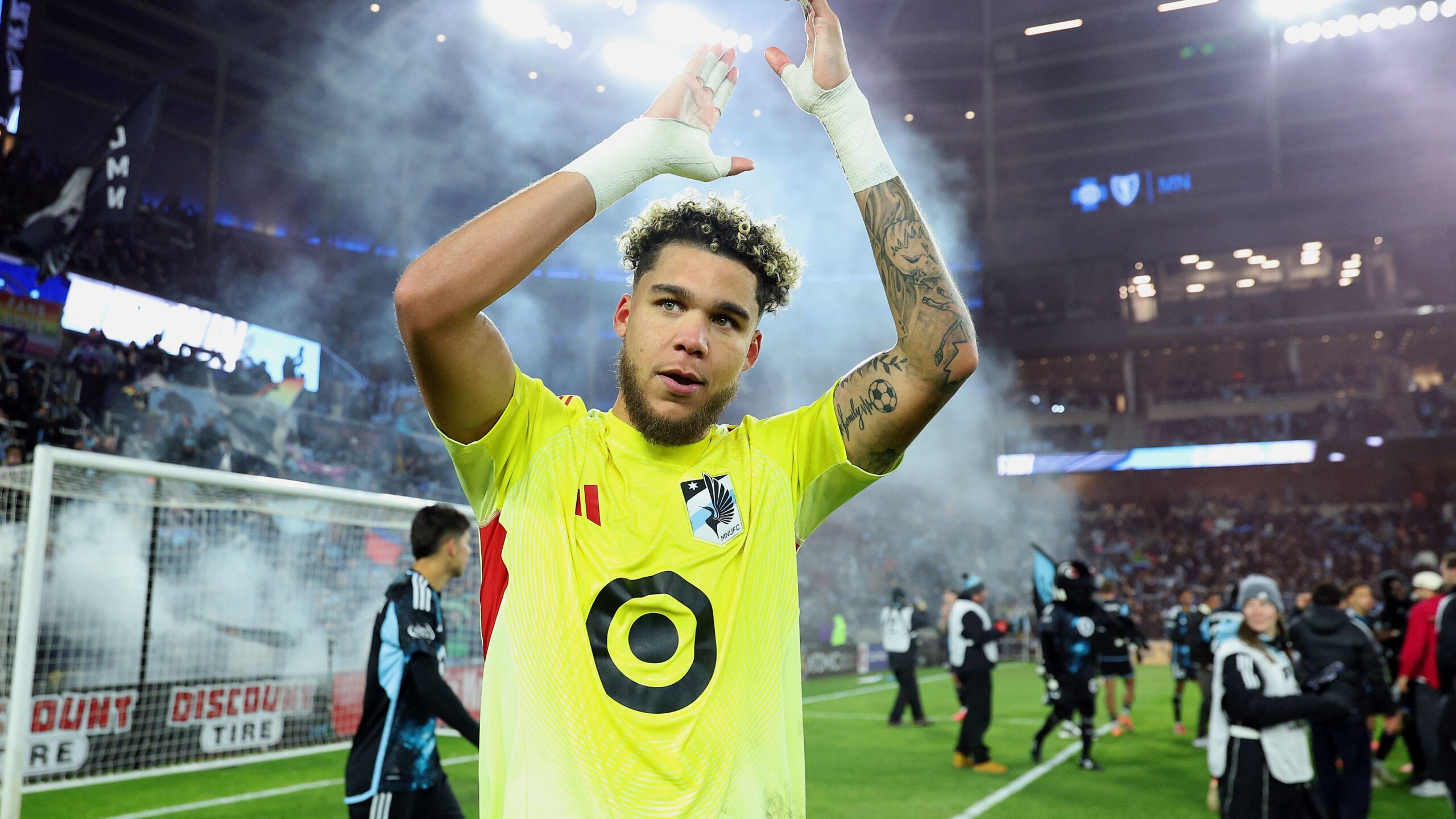 Dayne St. Clair Reflects on MLS Goalkeeper of the Year Honor 5 GettyImages 2245741224 scaled
