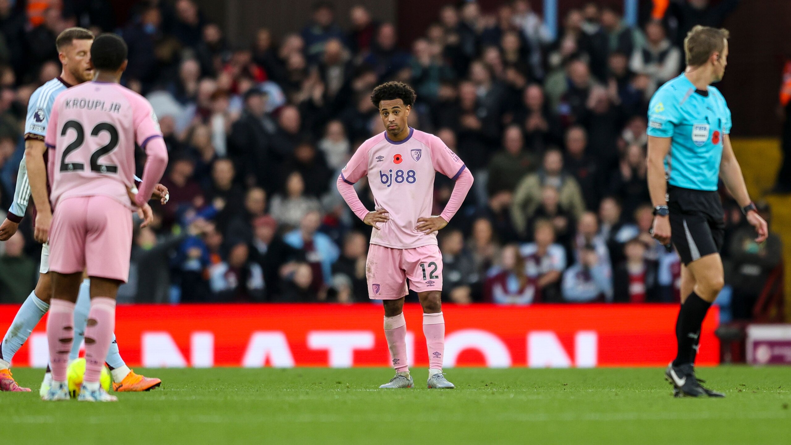 Tyler Adams Injury Scare as Bournemouth Falls to Aston Villa 8 GettyImages 2245901161 scaled