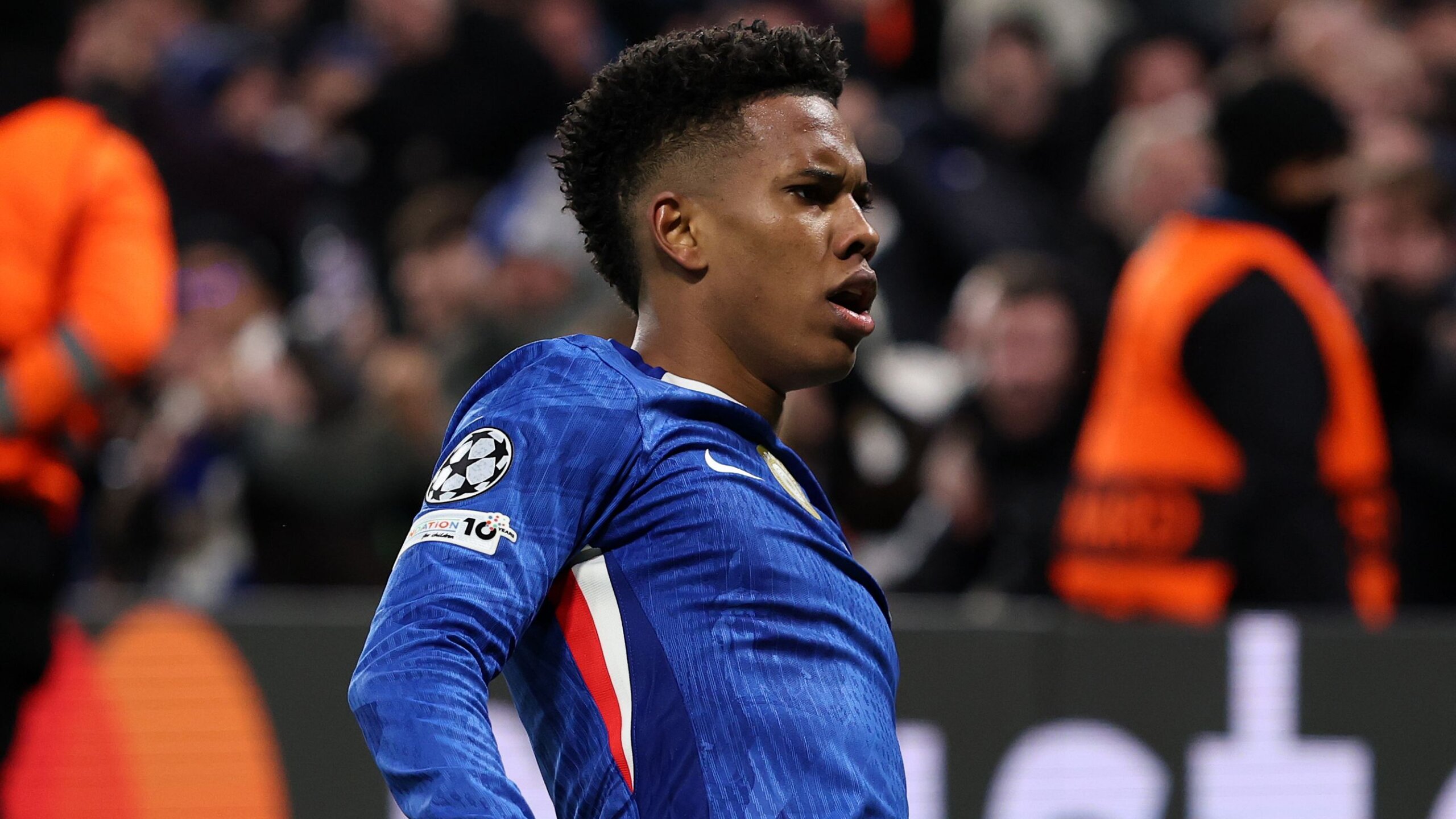 Estevao Willian Shines as Chelsea Thrash Barcelona in UCL 4 GettyImages 2248432007 scaled