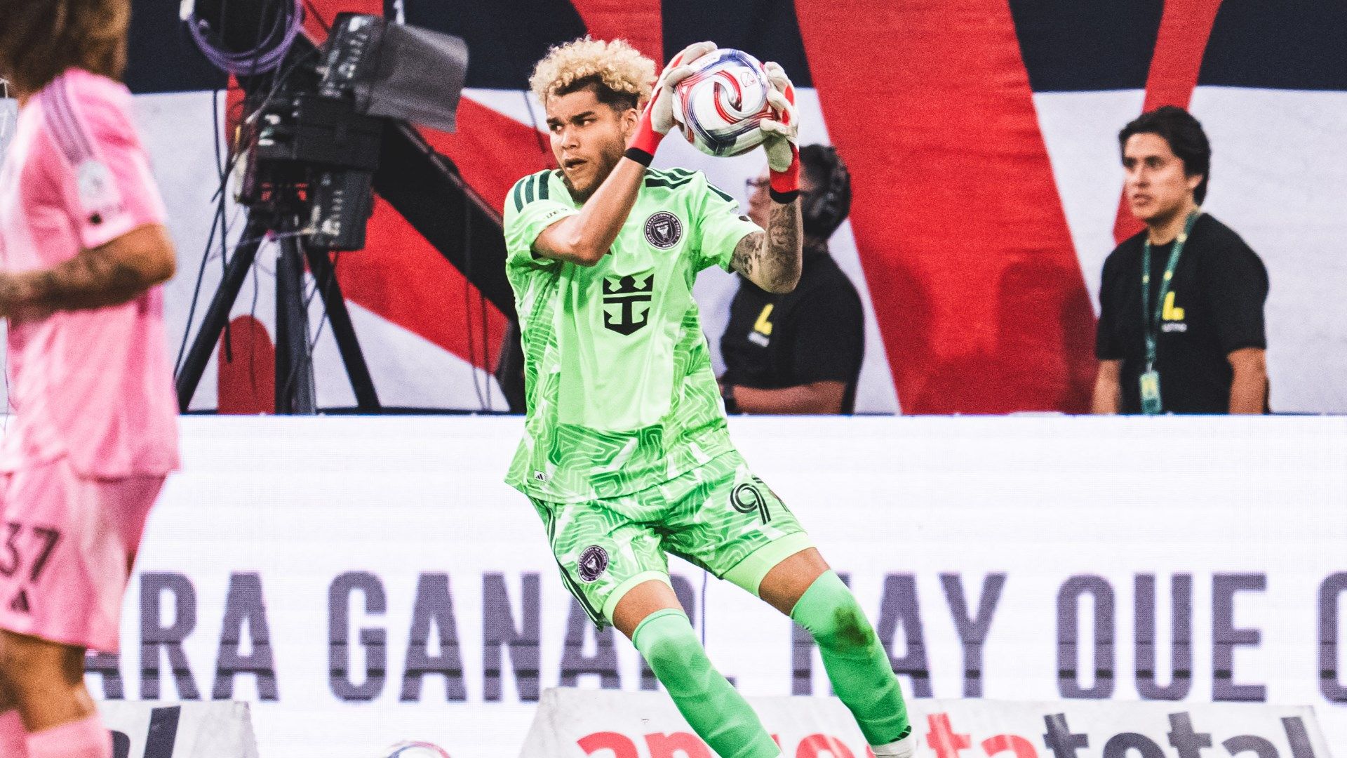 Dayne St. Clair Embraces Inter Miami Move for World Cup Ambitions 9 GOAL20 20Blank20WEB20 20Facebook204