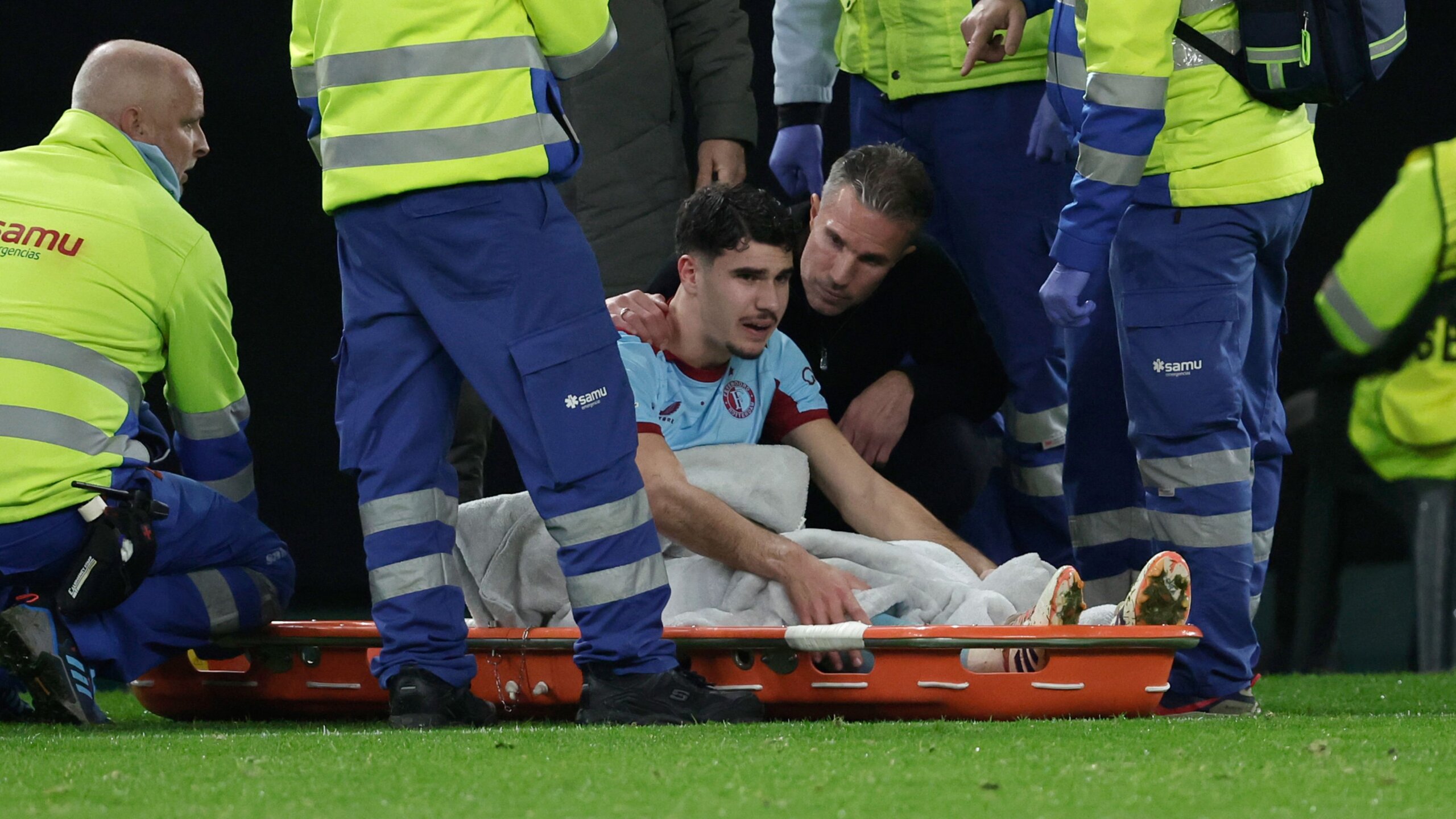 Shaqueel van Persie Suffers Serious Knee Injury in Feyenoord’s Europa League Loss 5 GettyImages 2258446231 scaled