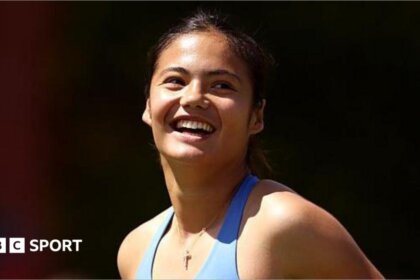 Emma Raducanu makes winning start to grass-court season at Queen's 4 66c2f270 641c 11f1 9216 c3eba4acaf31