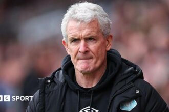 Mark Hughes says he is 'totally heartbroken' after son Alex dies aged 38 4 ea2980f0 6cf2 11f1 9d52 d5366e7399f9