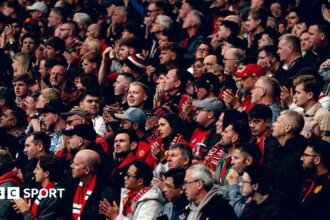 Man Utd fans furious after season-ticket account restrictions spark fresh ticket row 3 10939d10 84e6 11f1 a438 ffa327228da5