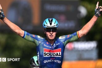 Tim Merlier goes back-to-back on Tour de France stage eight as sprint battle tightens 4 37f07cd0 7d4c 11f1 8dd5 cdcf1477b2dd