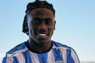 Coventry City sign Loum Tchaouna from Burnley in fresh attacking move 5 46585170 7d43 11f1 8417 c9f35e2ce384