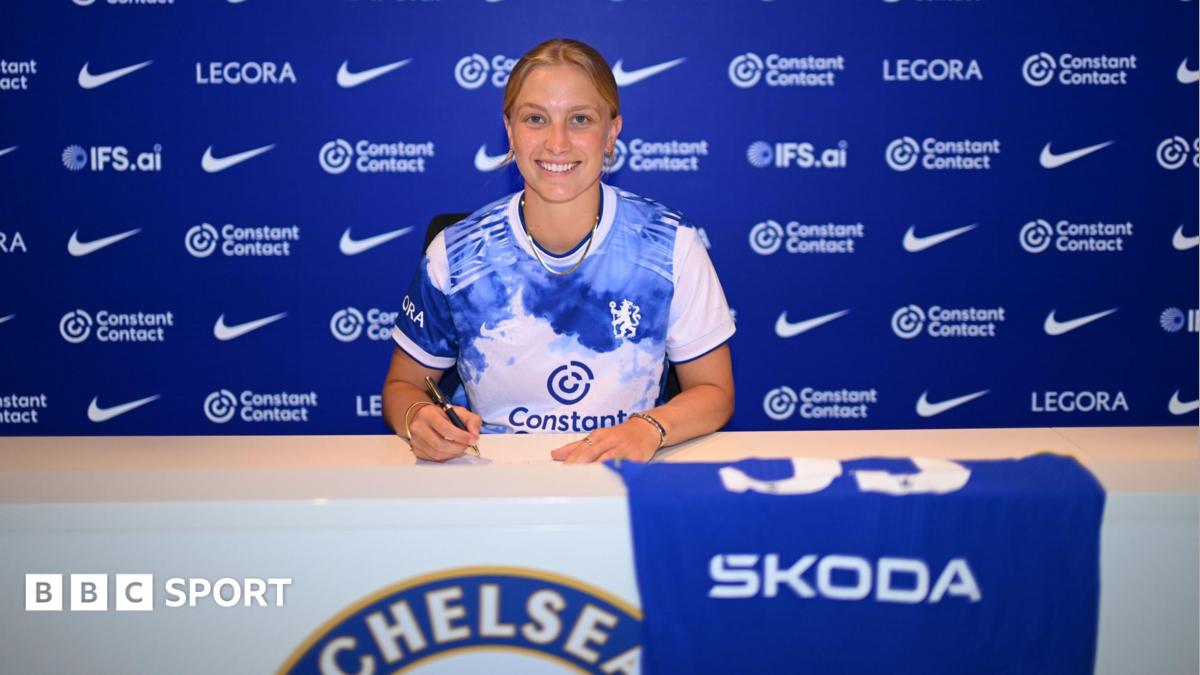Aggie Beever-Jones signs new Chelsea contract until 2030 1 4f454190 7941 11f1 86fe 4309bed8b569